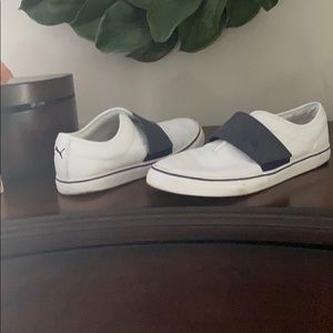 COPY - Size 12 preowned puma tennis shoes, no box